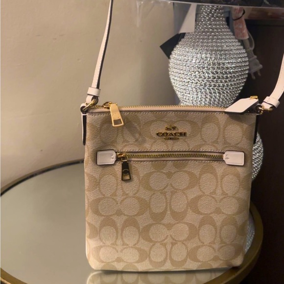 Cross body bag authentic - Picture 2 of 3